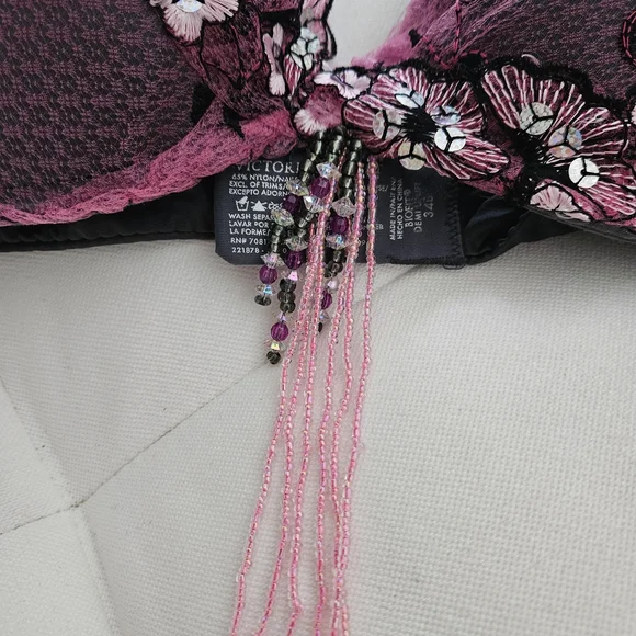 Belly Dance Victoria's Secret Pink And Grey Floral Embroidered Push-Up Bra - Picture 3 of 6